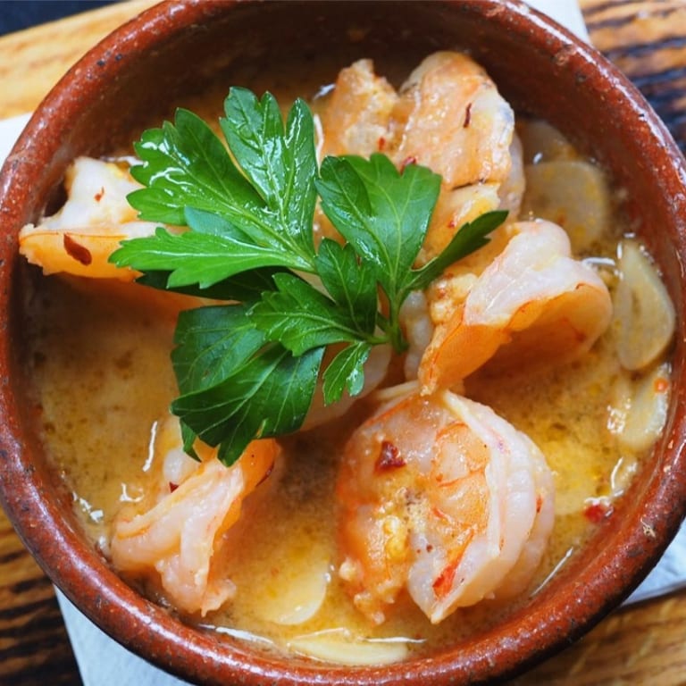 Authentic Paella Valenciana: A Spanish Delight